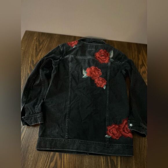 American Eagle Women's XS Embroidered Floral Long Denim Jean Jacket Black rose - Picture 14 of 16